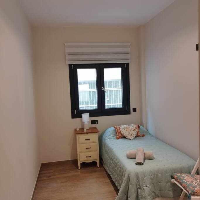 Estupendo Piso Nuevo En Playa Victoria Apartment Cadiz Ngoại thất bức ảnh